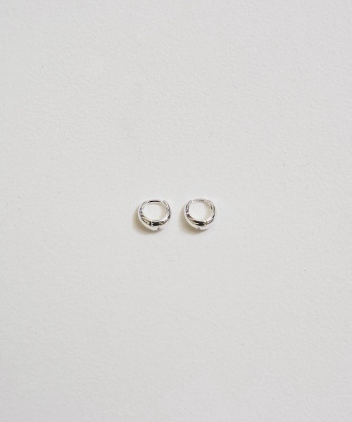TODAYFUL(トゥデイフル)の「TODAYFUL Petit Curvy Pierce プチカーヴィーピアス/12690903(ピアス(両耳用)・レディース・ゴールド/シルバー・ONE SIZE)」の6枚目の写真
