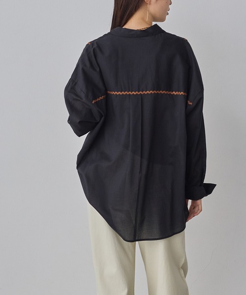 hunch(ハンチ)の「コットンボイル 配色ラインシャツ(シャツ/ブラウス・レディース・ライトベージュ/ブラウン/ブラック・FREE)」の7枚目の写真