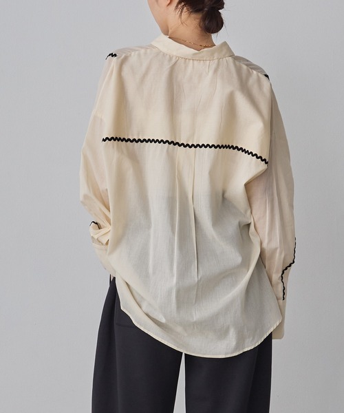 hunch(ハンチ)の「コットンボイル 配色ラインシャツ(シャツ/ブラウス・レディース・ライトベージュ/ブラウン/ブラック・FREE)」の14枚目の写真