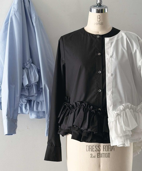 PICCIN PERLA(ピッチンペルラ)の「ペプラムチュールブラウス(シャツ/ブラウス・レディース・オフホワイト・M)」の4枚目の写真