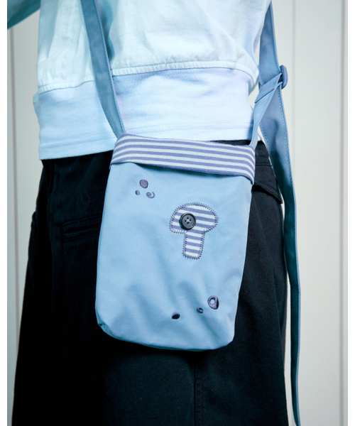 THECOLDESTMOMENT(ザコールデストモーメント)の「TCM mushroom mini bag (blue)(メッセンジャーバッグ・レディース・その他・OS)」の6枚目の写真