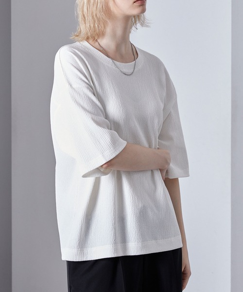 Loose/ルース(ルース)の「エンボスジャガード ドレープ Tシャツ(Tシャツ/カットソー・メンズ・レッド/ホワイト/ブラック・L/M/S)」の6枚目の写真