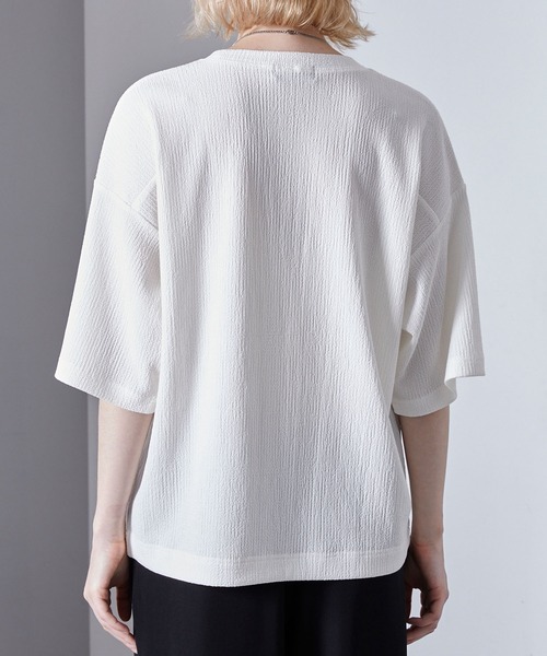 Loose/ルース(ルース)の「エンボスジャガード ドレープ Tシャツ(Tシャツ/カットソー・メンズ・レッド/ホワイト/ブラック・L/M/S)」の7枚目の写真