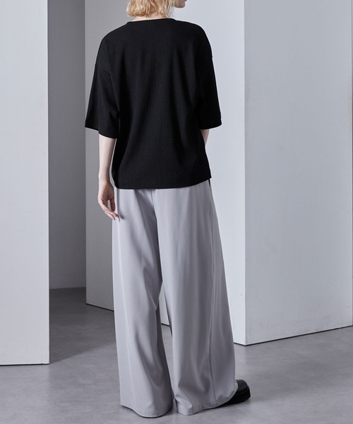 Loose/ルース(ルース)の「エンボスジャガード ドレープ Tシャツ(Tシャツ/カットソー・メンズ・レッド/ホワイト/ブラック・L/M/S)」の19枚目の写真