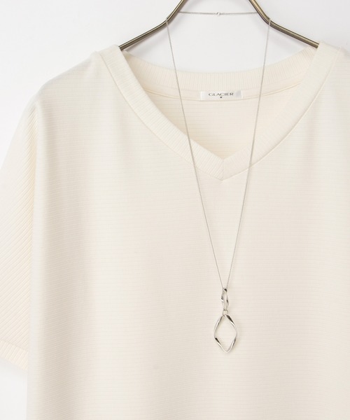 Honeys(ハニーズ)の「【ハニさら・接触冷感・UVカット・遮熱】アクセ付ドルマントップス(Tシャツ/カットソー・レディース・レッド/ベージュ/ネイビー/ブルーグリーン/ブラック/アイボリー/ブラウン・M/LL/L)」の8枚目の写真