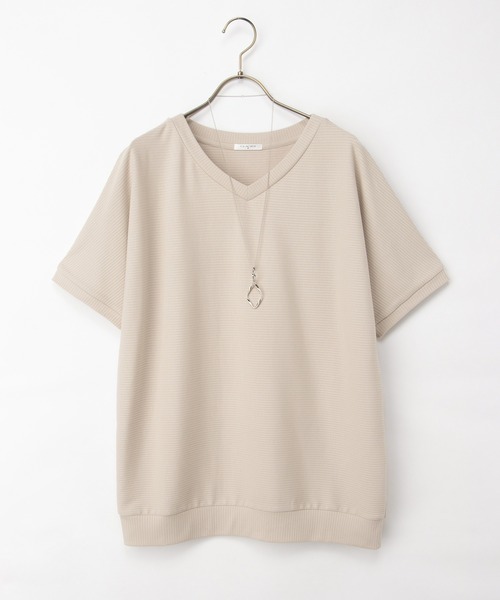 Honeys(ハニーズ)の「【ハニさら・接触冷感・UVカット・遮熱】アクセ付ドルマントップス(Tシャツ/カットソー・レディース・レッド/ベージュ/ネイビー/ブルーグリーン/ブラック/アイボリー/ブラウン・M/LL/L)」の17枚目の写真