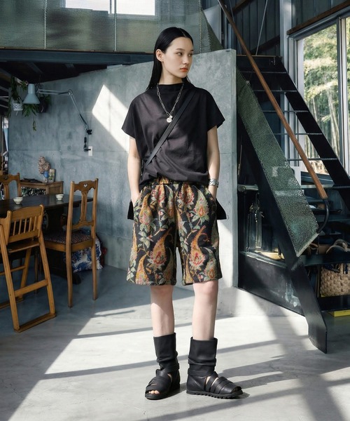 antiqua(アンティカ)の「花柄 ハーフパンツ(その他パンツ・レディース・ホワイト/ブラック・ONESIZE)」の9枚目の写真