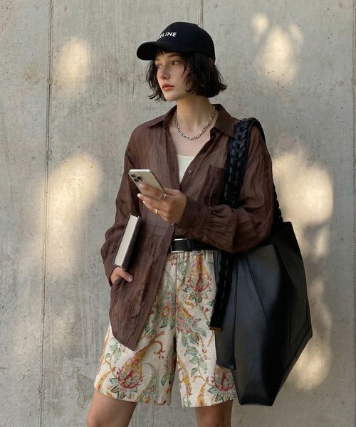 antiqua(アンティカ)の「花柄 ハーフパンツ(その他パンツ・レディース・ホワイト/ブラック・ONESIZE)」の3枚目の写真
