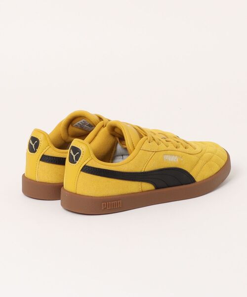 PUMA(プーマ)の「PUMA プーマ CLUB 2 INDOOR SD レディーススニーカー 薄底 ロープロファイル(クラブ2インドアスエード)(スニーカー・レディース・イエロー/ブラック×ホワイト/ピンク・25.0cm/24.0cm/23.0cm/24.5cm/23.5cm/22.5cm)」の4枚目の写真