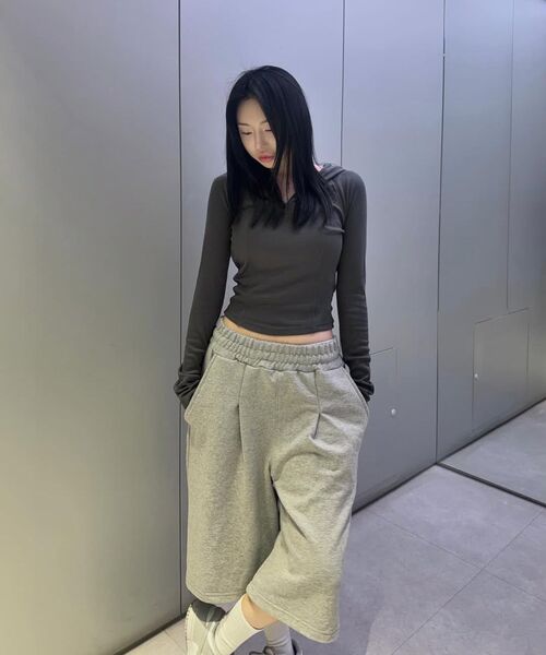 ambler(エムブラー)の「エンジェルスター パッチ バermudaパンツ バermudaワンタック スウェット ショートパンツ ASP901 (メランジ)(その他パンツ・レディース・その他・MEDIUM/LARGE)」の8枚目の写真