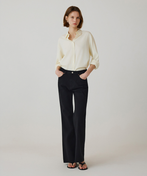 SIYAZU（シヤジュ）の「SITP5258 ルーズフィットリエールシャツ_Yellow（シャツ/ブラウス・レディース・イエロー・SMALL/MEDIUM）」の4枚目の写真