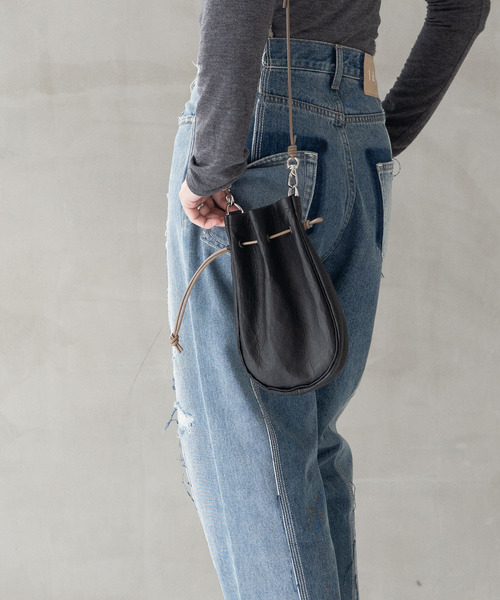 Senti(センティ)の「SENTI センティ / Dyneema Leather MEDICINE BAG M / 超軽量ダイニーマレザー メディスンバッグ M / 3039(ショルダーバッグ・メンズ・ブラック系その他/ブラック・FREE)」の18枚目の写真