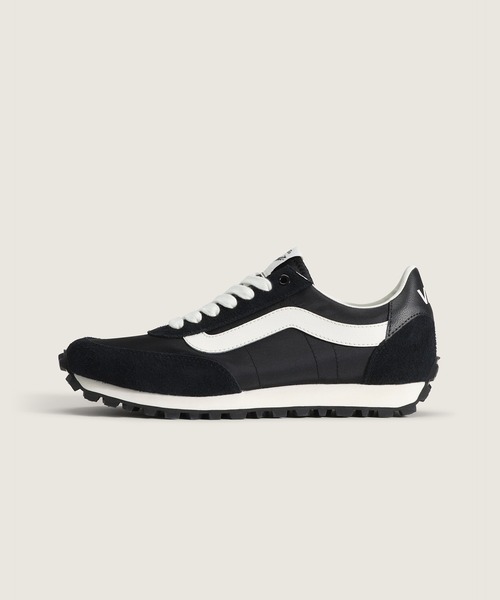 VANS(バンズ)の「VANS PREMIUM スタイル 152 ヘアリースエード / LX Style 152 HAIRY SUEDE Black VN0010VECJK1(スニーカー・メンズ・ブラック・11/10.5/10/9.5/9/8.5/8/7.5/7/6.5/6/5.5/5/4.5/4)」の9枚目の写真