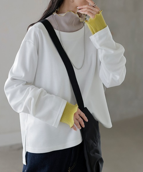 HUG.U(ハグユー)の「配色プリーツメロウトップス(Tシャツ/カットソー・レディース・ホワイト×グレー/ベージュ・FREE)」の9枚目の写真