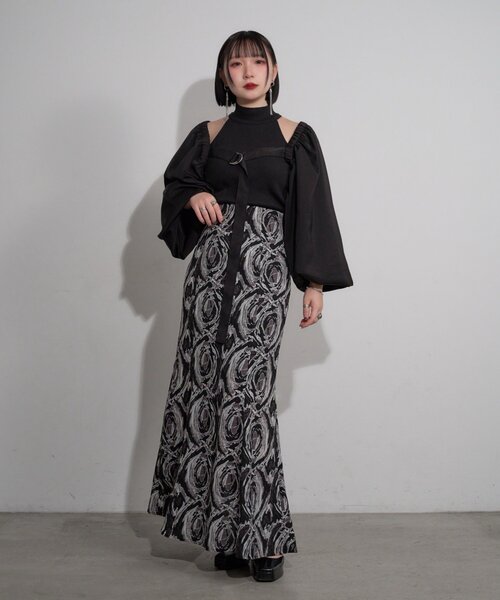 Mavie..7(メヴィセットゥ)の「【Mavie..7】カップ付きテレコホルターネックインナー(キャミソール・レディース・ブラック・FREE)」の12枚目の写真