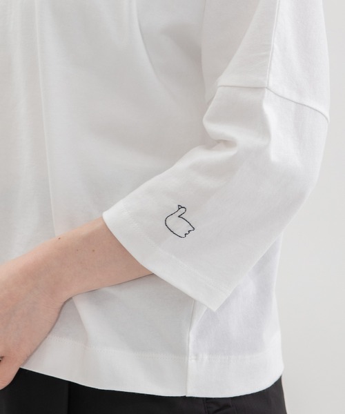 nop de nod(ノップドゥノッド)の「Cloche Ronde USコットン7分袖トップス(Tシャツ/カットソー・レディース・ブラック/ネイビー/オフホワイト/レッド・3)」の22枚目の写真