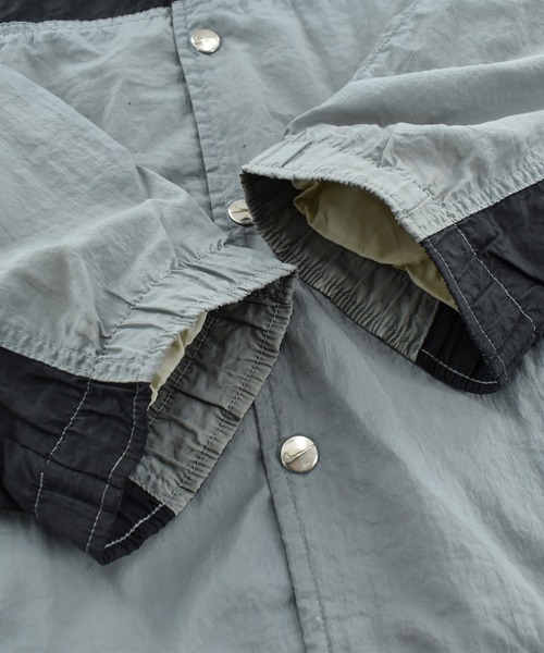 NIKE（ナイキ）の「【USED】90’s NIKE ナイロン コーチジャケット（ナイロンジャケット・メンズ・グレー・LARGE）」の8枚目の写真