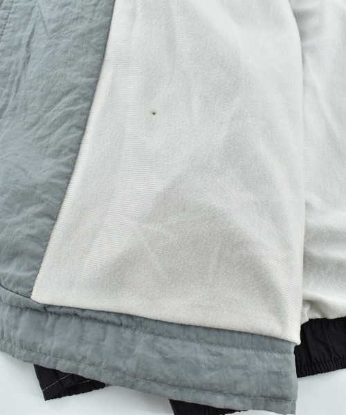NIKE（ナイキ）の「【USED】90’s NIKE ナイロン コーチジャケット（ナイロンジャケット・メンズ・グレー・LARGE）」の16枚目の写真