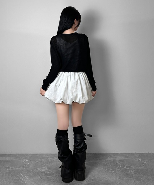 FOLLOWIN(フォロウィン)の「【バラマフラー付き】ギャザーラインバルーンミニワンピース(ワンピース・レディース・ブラック/ホワイト・FREE)」の16枚目の写真