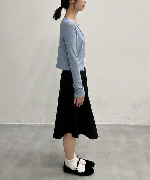 GIUNON（ジウノン）の「midi switching stripe skirt / ミディスイッチングストライプスカート（スカート・レディース・ブラック/グレー・0/1）」の20枚目の写真
