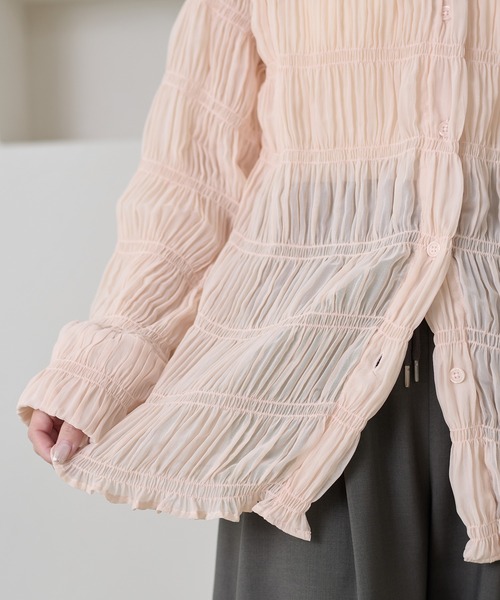 apres jour clair（アプレジュールクレア）の「【apres jour clair】シャーリングシアーシャツ（シャツ/ブラウス・レディース・ピンクベージュ/アイボリー・フリー/X-LARGE）」の8枚目の写真