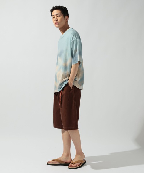 niko and...(ニコアンド)の「段染め風 柄Tシャツ(Tシャツ/カットソー・メンズ・ベージュ/ダークグレー/ライトブルー・MEDIUM/LARGE)」の11枚目の写真
