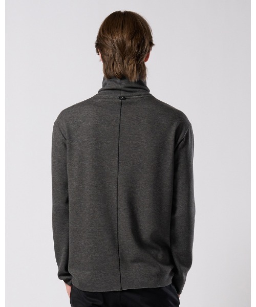 wjk（ダヴルジェイケイ）の「back boa cut-off highneck（Tシャツ/カットソー・メンズ・チャコールグレー/ブラック/ホワイト・LARGE/MEDIUM/SMALL/X-LARGE）」の14枚目の写真