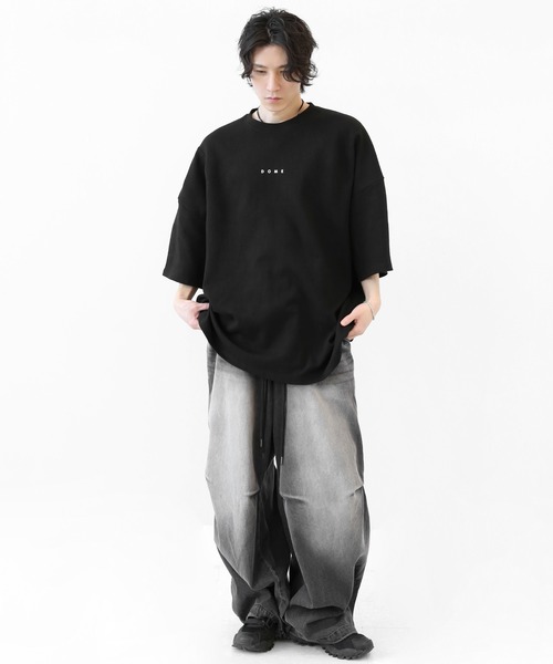 minsobi（ミンソビ）の「インパクトグラフィティ ビッグシルエット半袖T ユニセックス（Tシャツ/カットソー・メンズ・ライトグレー/ブラック・FREE）」の13枚目の写真