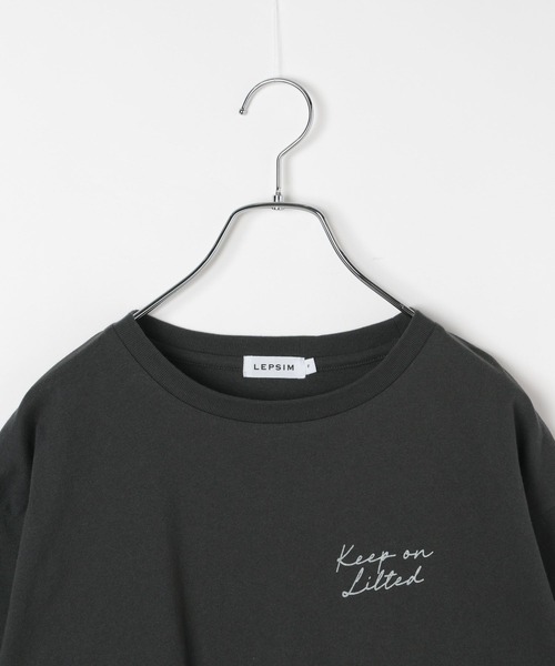 LEPSIM(レプシィム)の「アソートロゴプリントTSS 668866(Tシャツ/カットソー・レディース・オフホワイト/チャコールグレー・FREE)」の4枚目の写真