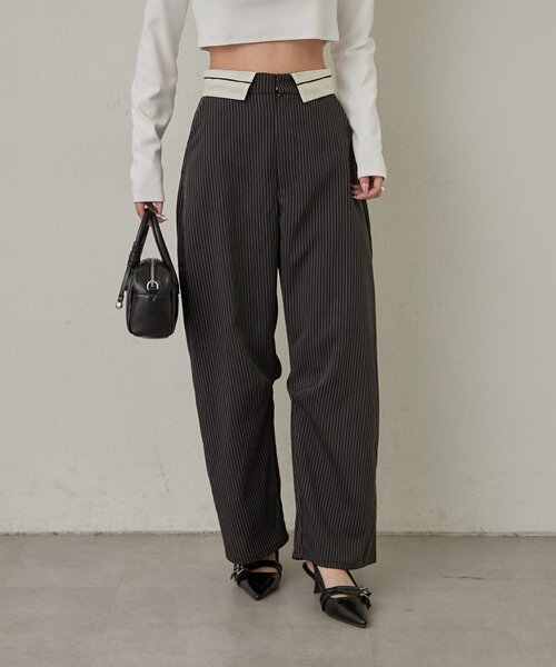 mline（エムライン）の「[mline]ウエスト折り返し スラックスパンツ（その他パンツ・レディース・ブラック/チャコールグレー・1/2）」の7枚目の写真