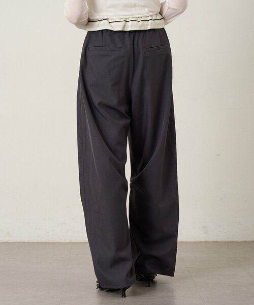 mline（エムライン）の「[mline]ウエスト折り返し スラックスパンツ（その他パンツ・レディース・ブラック/チャコールグレー・1/2）」の11枚目の写真