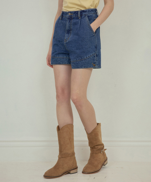 OURNOSTALGIA（アワー ノスタルジア）の「Work denim shorts_Deep blue(O25-PT05)（その他パンツ・レディース・ダークブルー・SMALL/MEDIUM）」の2枚目の写真