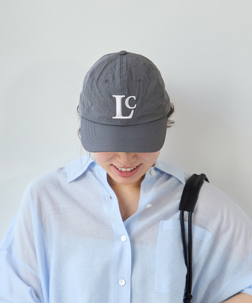 U by SPICK&SPAN（ユーバイスピックアンドスパン）の「LOW CLASSIC Lc / ロウ クラシック エルシー NYLON Lc CAP（キャップ・レディース・ブラック系その他・FREE）」の14枚目の写真