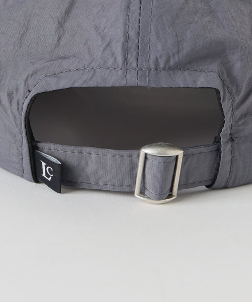 U by SPICK&SPAN（ユーバイスピックアンドスパン）の「LOW CLASSIC Lc / ロウ クラシック エルシー NYLON Lc CAP（キャップ・レディース・ブラック系その他・FREE）」の6枚目の写真