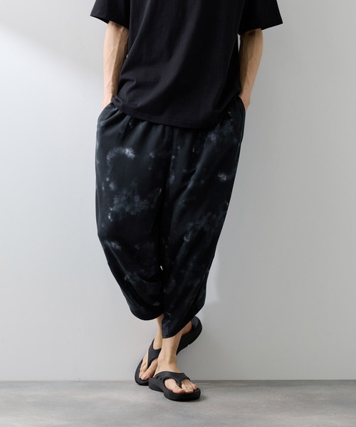 NAVY(ネイビー)の「【SARARI /サラリ】接触冷感 柄/無地 レーヨンバルーンパンツ(その他パンツ・メンズ・ブルー/ブラック/ネイビー/チャコールグレー・L/M/XL)」の2枚目の写真