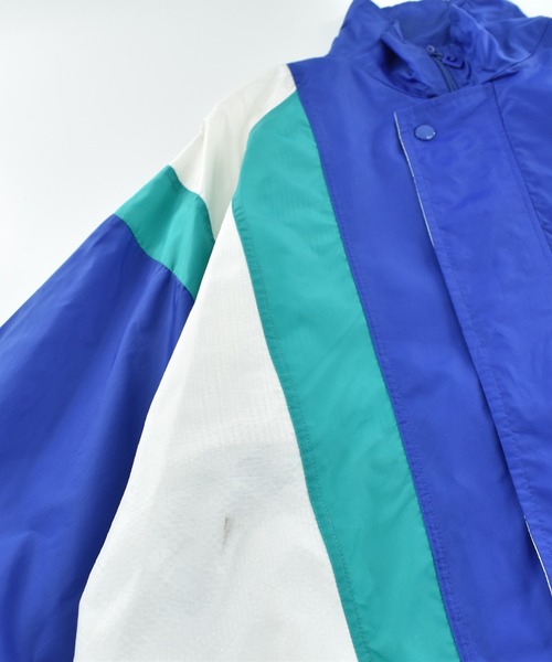 pierre cardin（ピエールカルダン）の「【USED】90’s Pierre Cardin ナイロン トラックジャケット（ナイロンジャケット・メンズ・ブルー・LARGE）」の2枚目の写真
