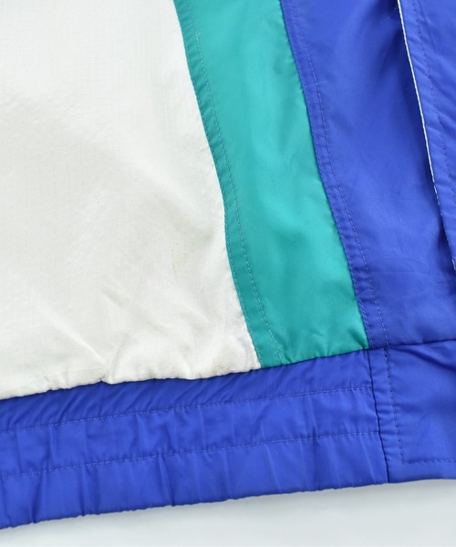 pierre cardin（ピエールカルダン）の「【USED】90’s Pierre Cardin ナイロン トラックジャケット（ナイロンジャケット・メンズ・ブルー・LARGE）」の4枚目の写真