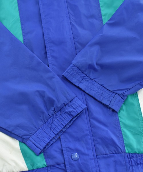 pierre cardin（ピエールカルダン）の「【USED】90’s Pierre Cardin ナイロン トラックジャケット（ナイロンジャケット・メンズ・ブルー・LARGE）」の5枚目の写真
