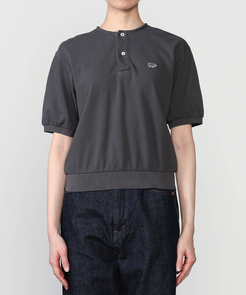 SCYE BASICS（サイベーシックス）の「SCYE BASICS | 〈別注〉コットンピケ ヘンリーネックTシャツ WOMEN（Tシャツ/カットソー・レディース・ブラウン/ネイビー/チャコール/グリーン系その他・38）」の14枚目の写真