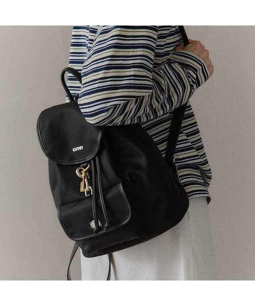 OMNIPOTENT(オムニポテント)の「key& backpack _2color(バックパック/リュック・レディース・ブラック×ブラック/ブラック・FREE)」の2枚目の写真