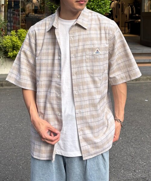 GEVACO(ゲバコ)の「【GEVACO/ゲバコ】レギュラーカラーポケットプレーンシャツ(シャツ/ブラウス・レディース・カーキ/ベージュ・LARGE/MEDIUM)」の9枚目の写真