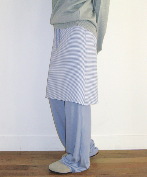 AMESWORLDWIDE（アメスワールドワイド）の「STITCH LAYERED MIDI SKIRT PANTS BLUE（その他パンツ・レディース・その他・FREE）」の2枚目の写真