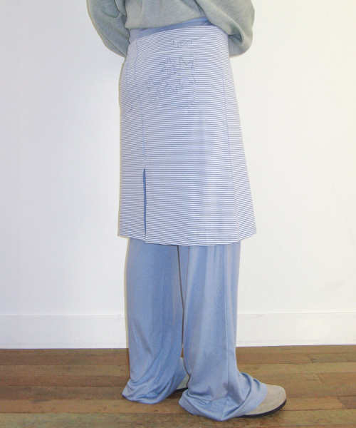 AMESWORLDWIDE（アメスワールドワイド）の「STITCH LAYERED MIDI SKIRT PANTS BLUE（その他パンツ・レディース・その他・FREE）」の3枚目の写真