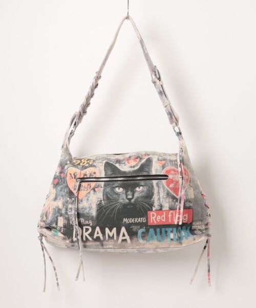 Desigual(デシグアル)の「【2026秋冬新作】 黒猫グラフィックプリントビッグショルダーバッグ(ショルダーバッグ・レディース・マルチ・FREE)」の5枚目の写真