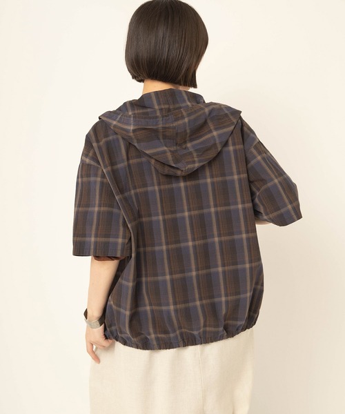 RNA-N(アールエヌエーエヌ)の「B2971 ワッシャーチェックフーディーシャツ(シャツ/ブラウス・レディース・ネイビー/ダークブラウン/オレンジ・FREE)」の5枚目の写真