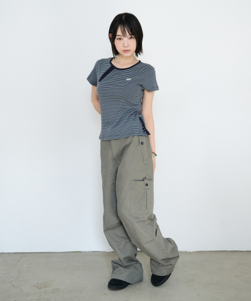 PARAKEET(パラキート)の「アシンメトリックストライプヘンリー(ダークネイビー)(Tシャツ/カットソー・レディース・ダークネイビー・OS)」の5枚目の写真