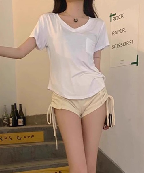 Songe(ソンジュ)の「Vネックルーズシルエット半袖Tシャツ(Tシャツ/カットソー・レディース・ブラック/ホワイト/グレー・L/LL/M)」の10枚目の写真