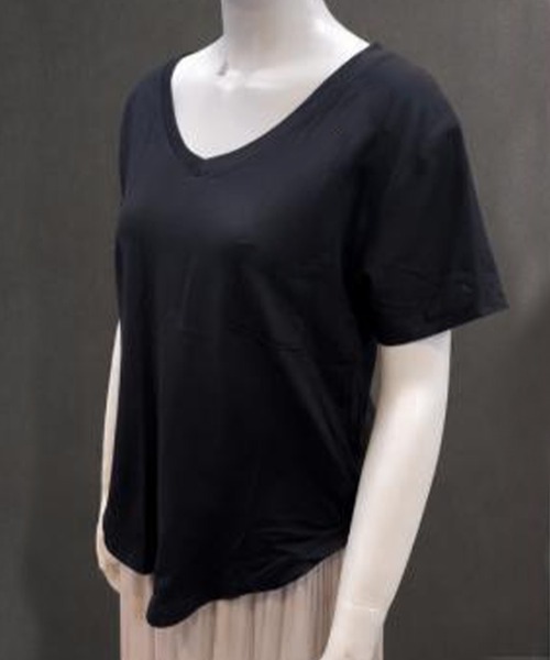 Songe(ソンジュ)の「Vネックルーズシルエット半袖Tシャツ(Tシャツ/カットソー・レディース・ブラック/ホワイト/グレー・L/LL/M)」の19枚目の写真