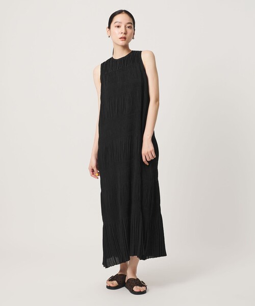 BEAUTY&YOUTH UNITED ARROWS(ビューティーアンドユースユナイテッドアローズ)の「プリーツ アメリカンスリーブ ワンピース ウォッシャブル(ワンピース・レディース・ブラック/コバルトブルー・S/M)」の18枚目の写真