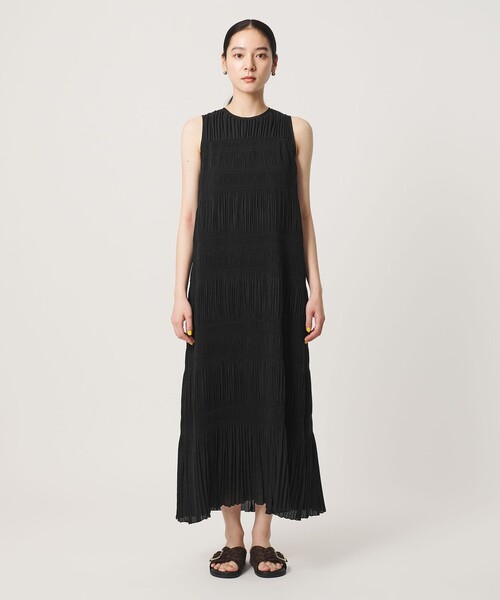 BEAUTY&YOUTH UNITED ARROWS(ビューティーアンドユースユナイテッドアローズ)の「プリーツ アメリカンスリーブ ワンピース ウォッシャブル(ワンピース・レディース・ブラック/コバルトブルー・S/M)」の16枚目の写真
